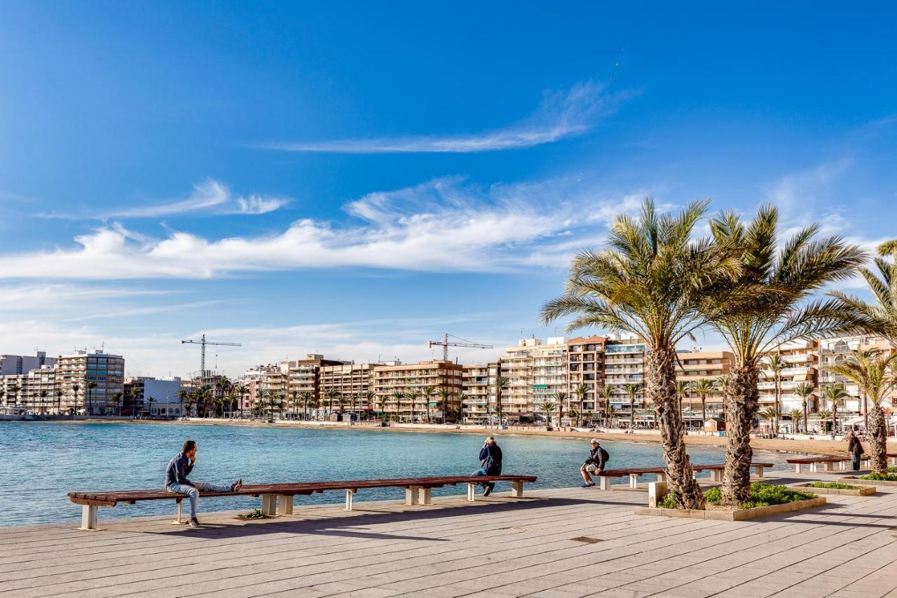 Apartamento Azzurro Apartment Torrevieja Bagian luar foto