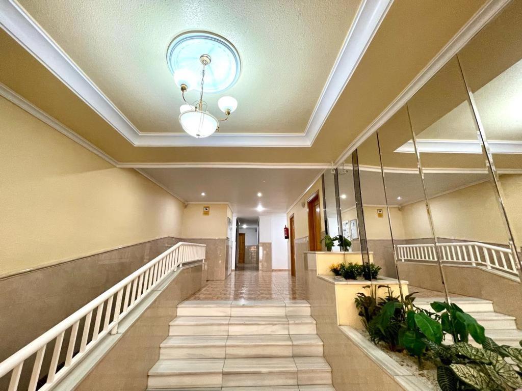Apartamento Azzurro Apartment Torrevieja Bagian luar foto